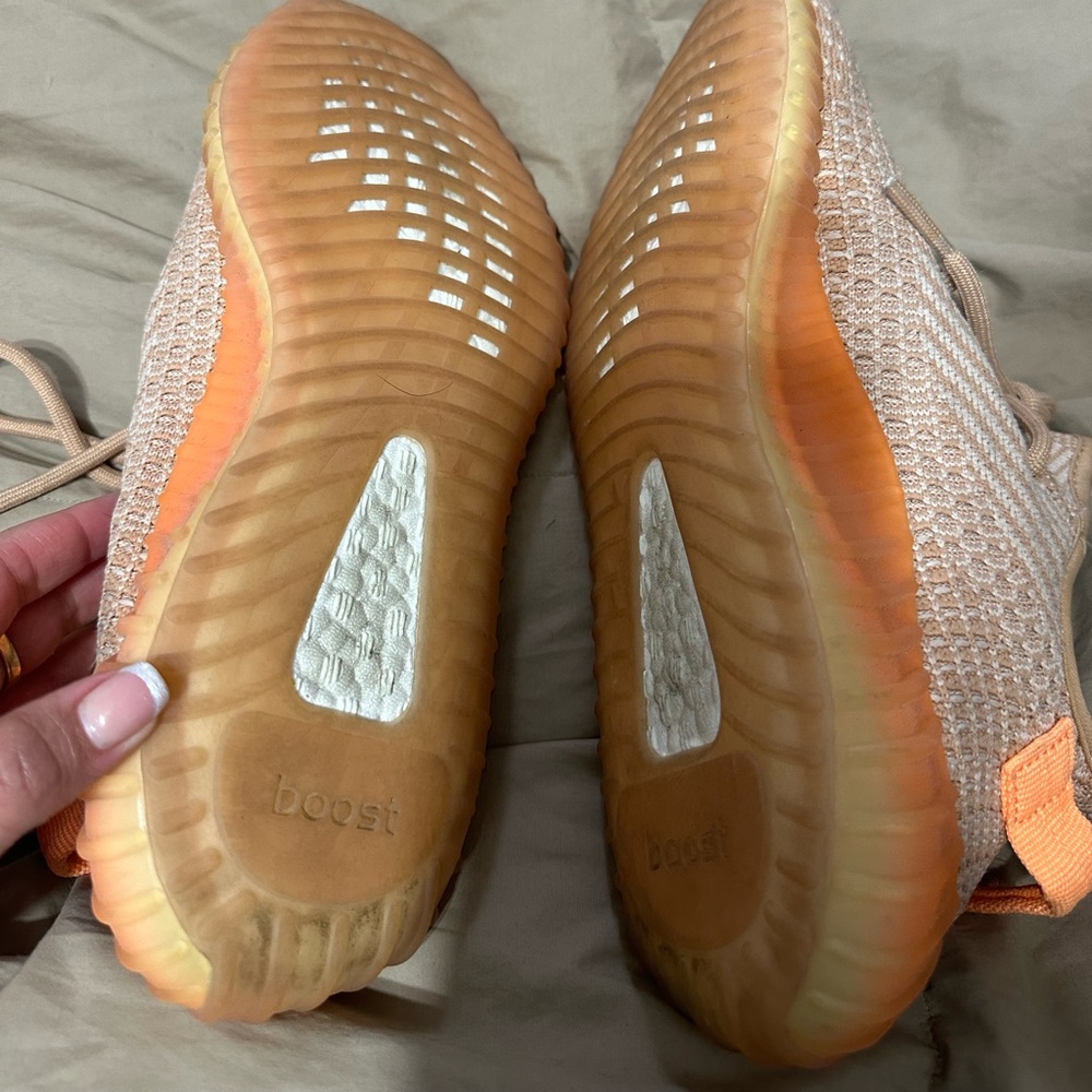 Yeezy Shoes Women Sz 9